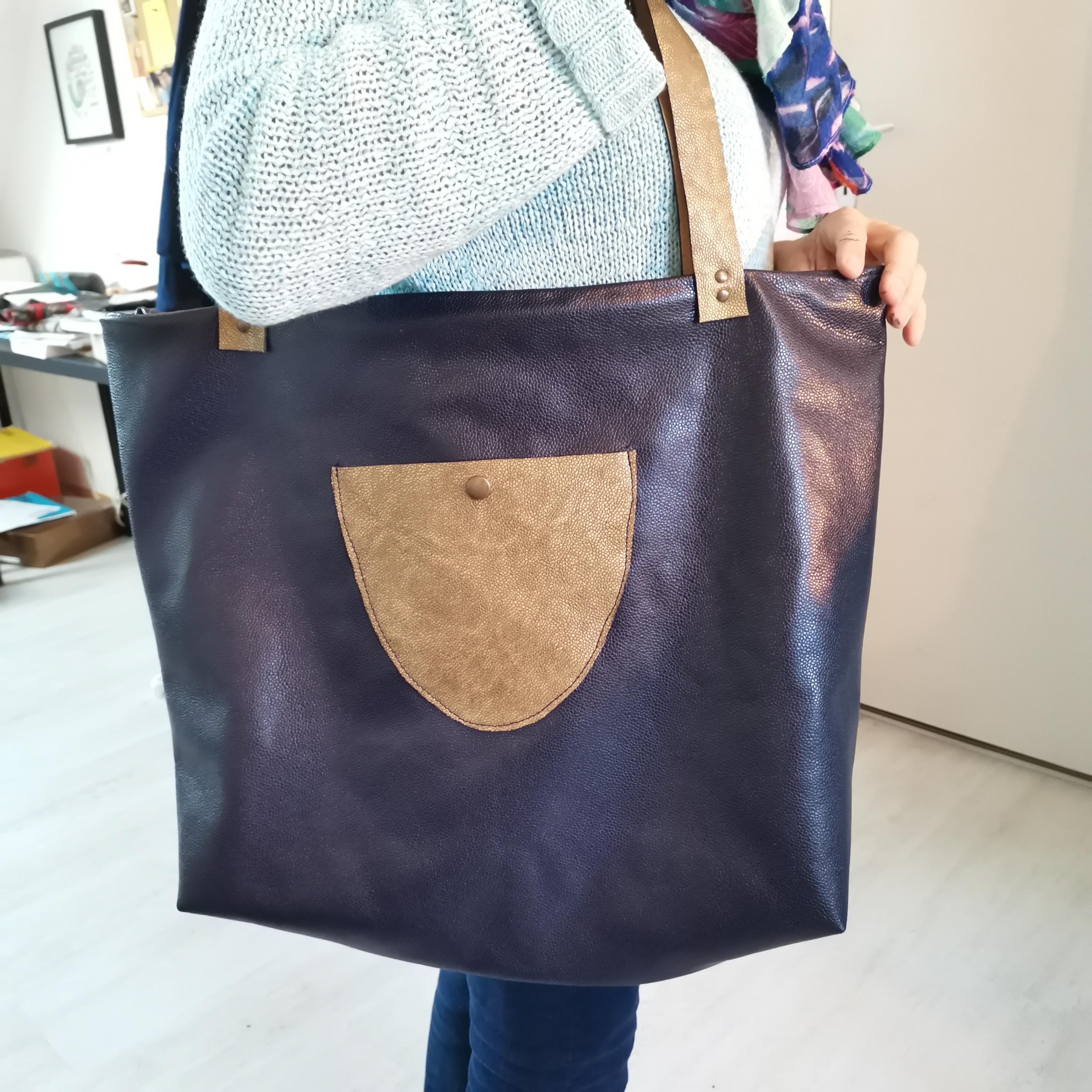 Confectionner votre cabas en cuir et sa pochette assortie